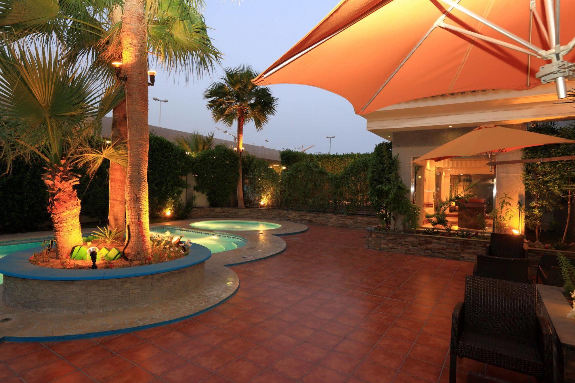 Boudl Al Shatea Dammam Extérieur photo