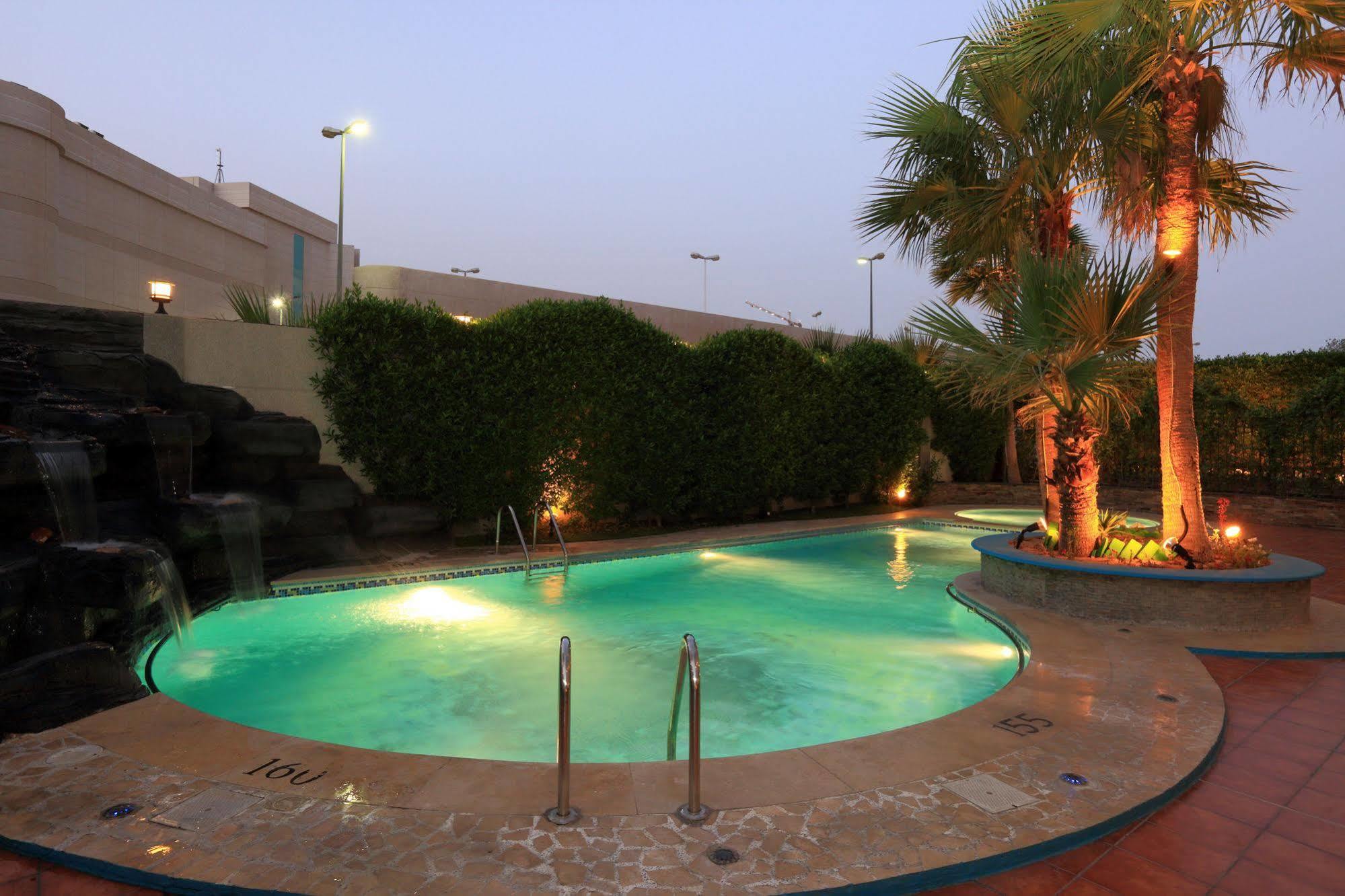 Boudl Al Shatea Dammam Extérieur photo